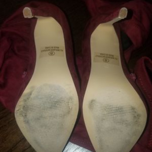 Red boots - Picture 6 of 6